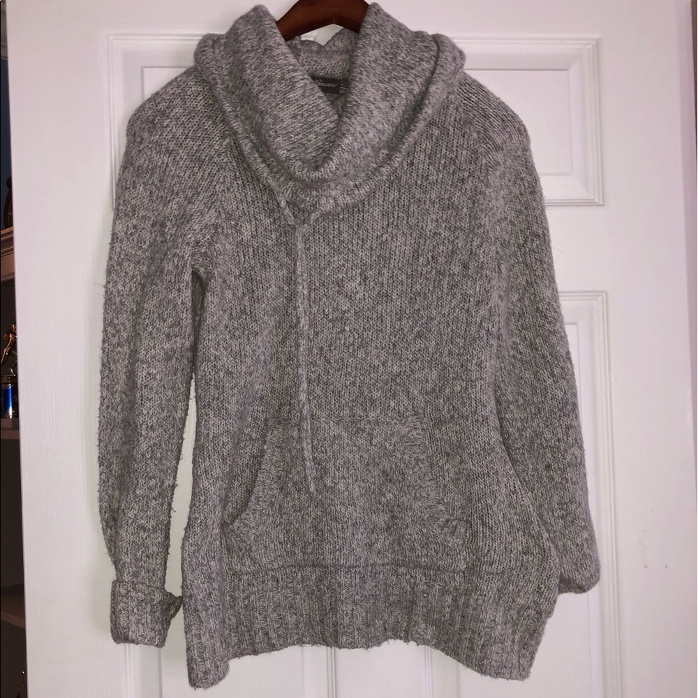 sweater hoodie